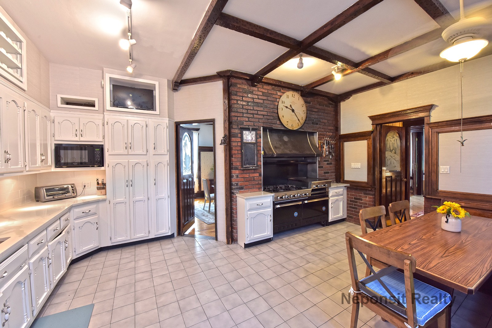 #11 photo, 190 Beach 137 Street, クイーンズ区 Belle Harbor , NY 11694