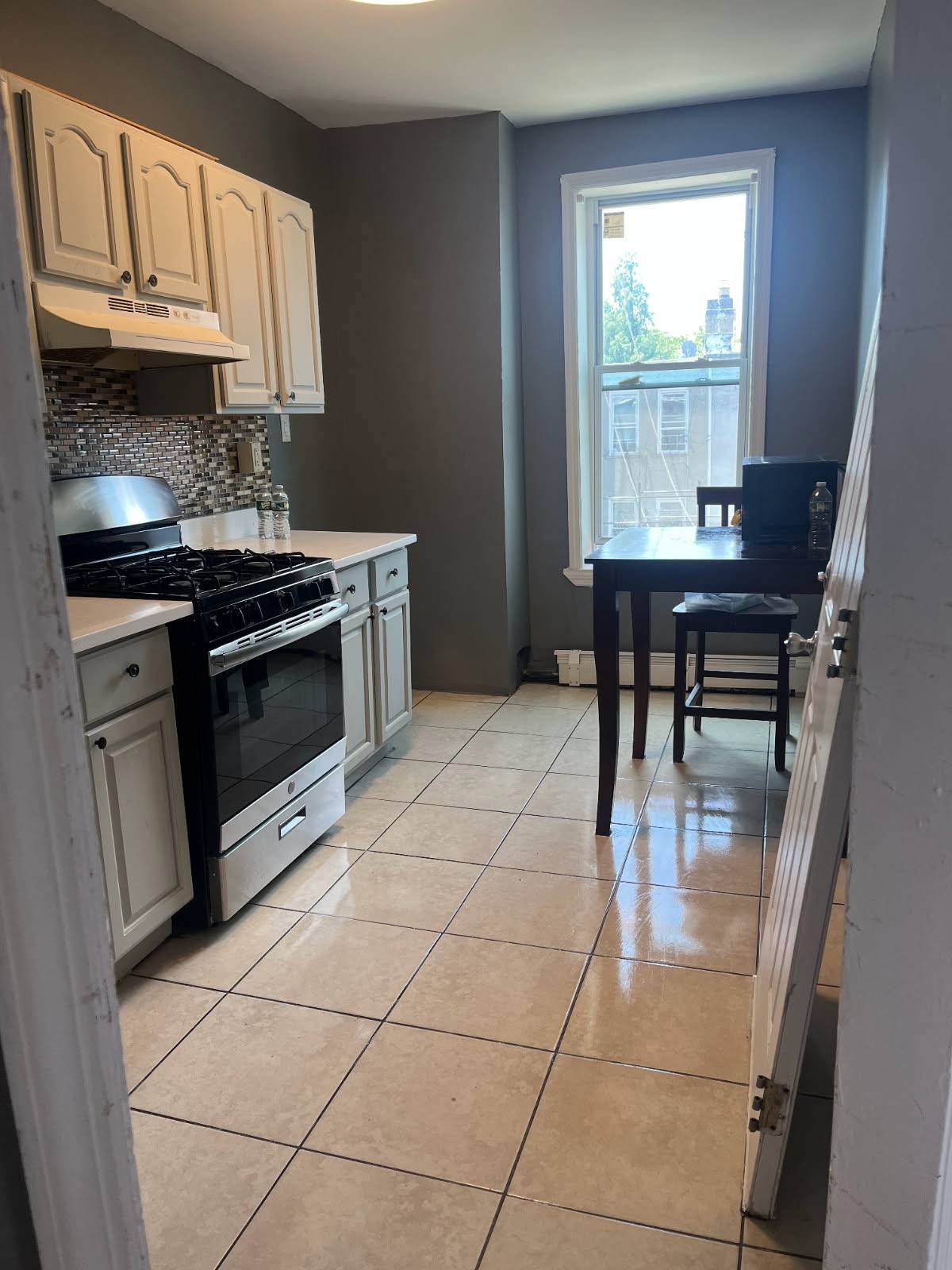 #3 photo, 574 Cresent Street, ブルックリン区 East New York , NY 11208