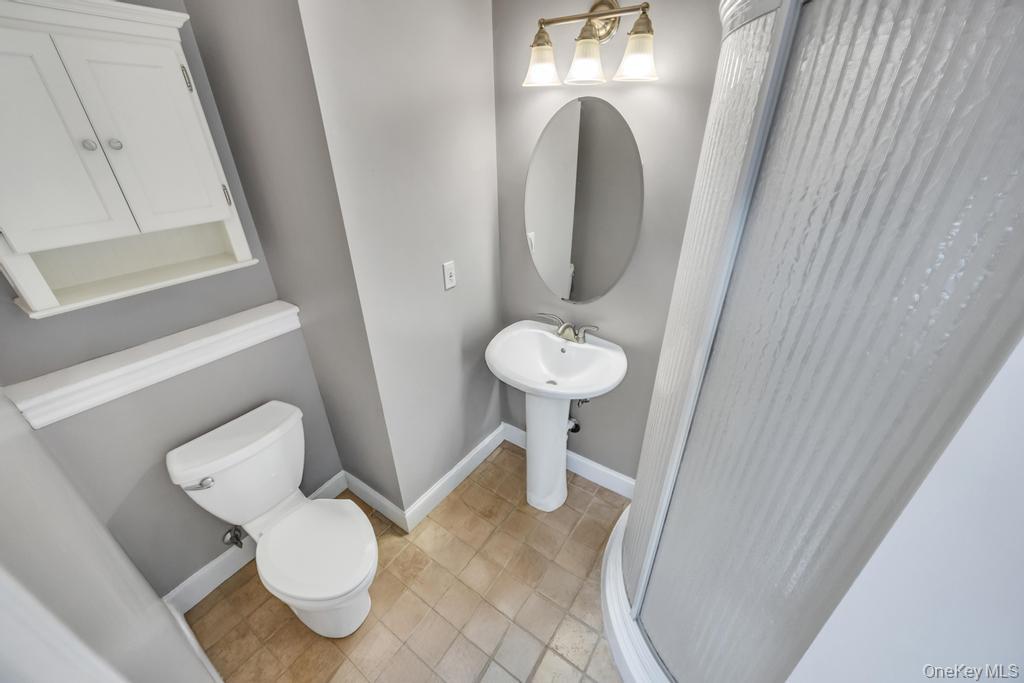 #19 photo, 47 Jeremy Circle, サフォーク郡 Nesconset , NY 11767