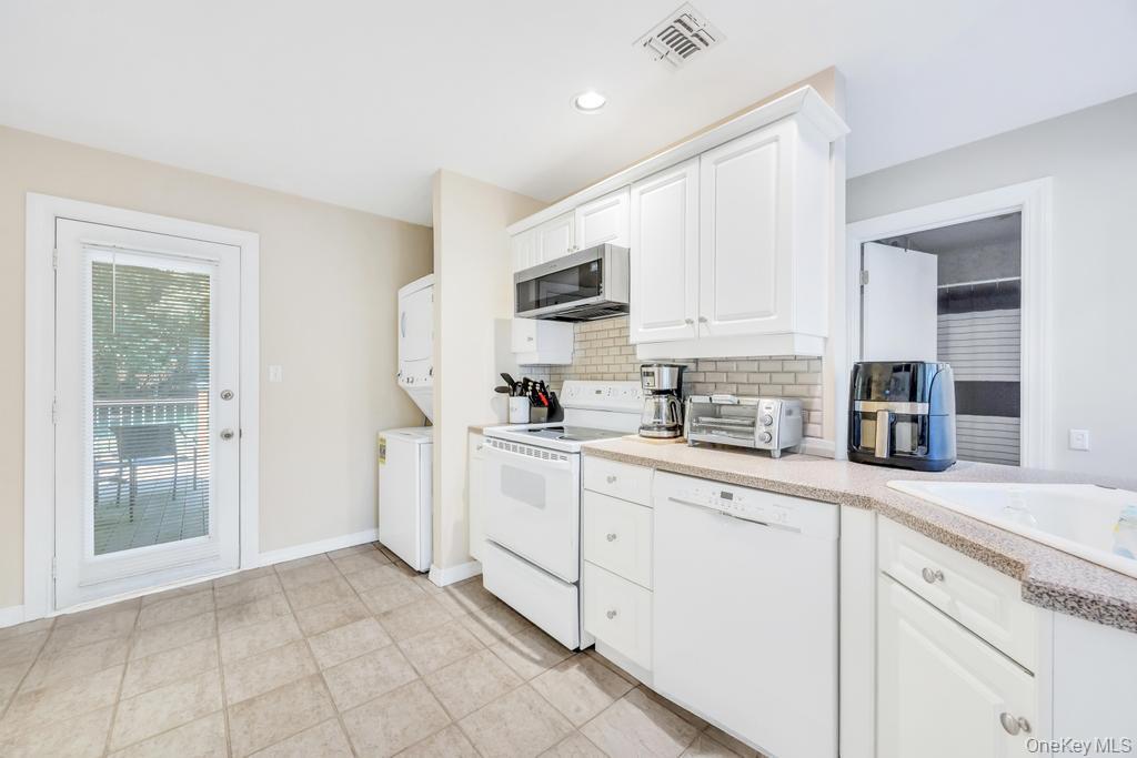 #6 photo, 47 Jeremy Circle, サフォーク郡 Nesconset , NY 11767