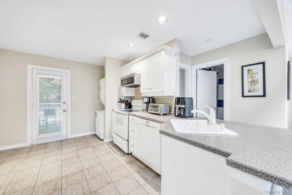 #7 photo, 47 Jeremy Circle, サフォーク郡 Nesconset , NY 11767