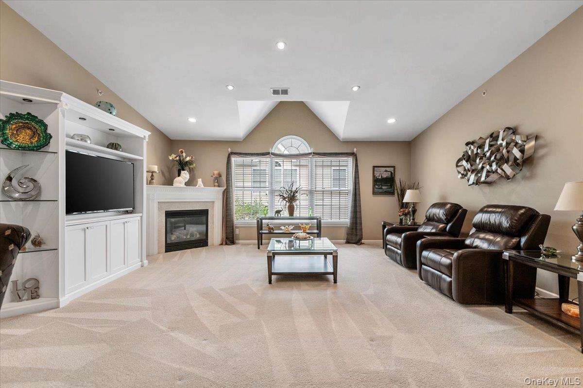 #14 photo, 108 Joseph Lane, サフォーク郡 Dix Hills , NY 11746