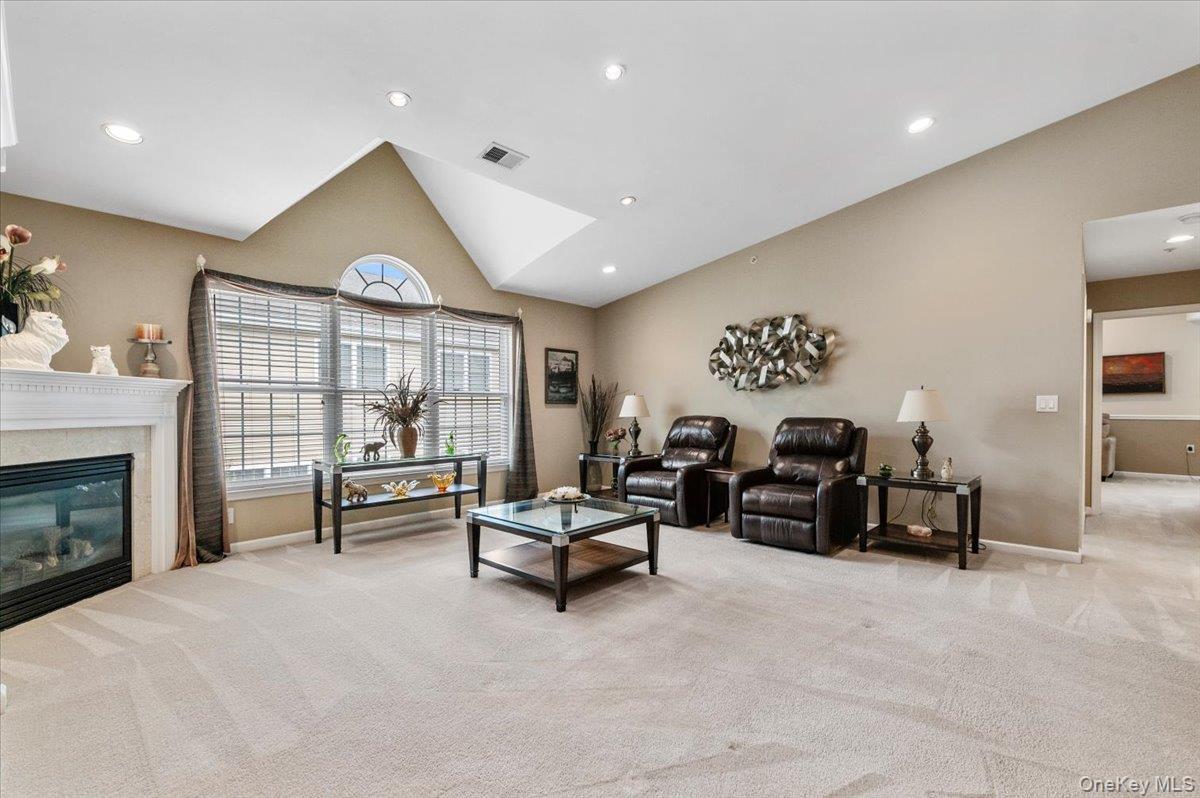 #15 photo, 108 Joseph Lane, サフォーク郡 Dix Hills , NY 11746