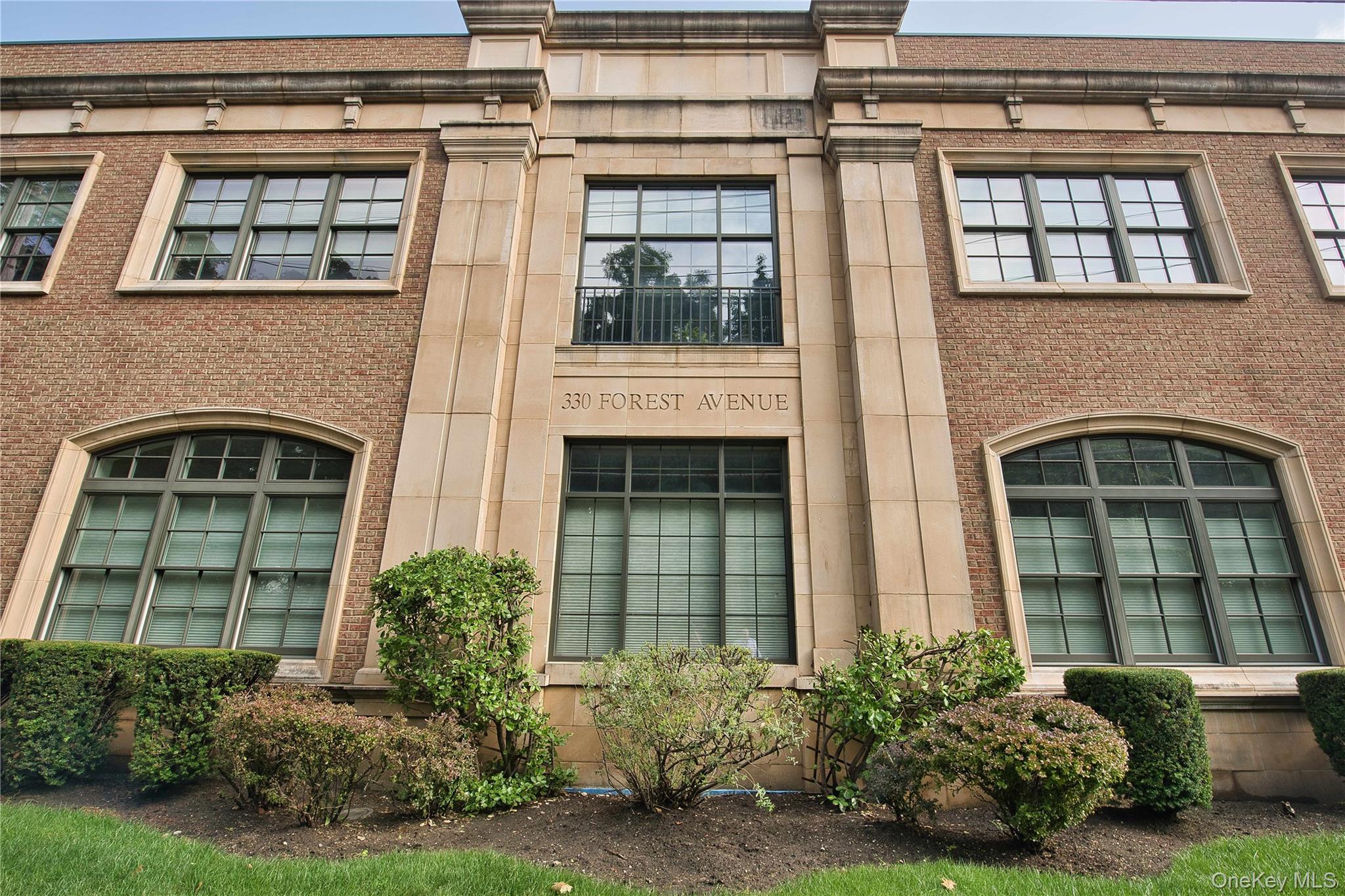 #9 photo, 330 Forest Avenue, ナッソー郡 Locust Valley , NY 11560