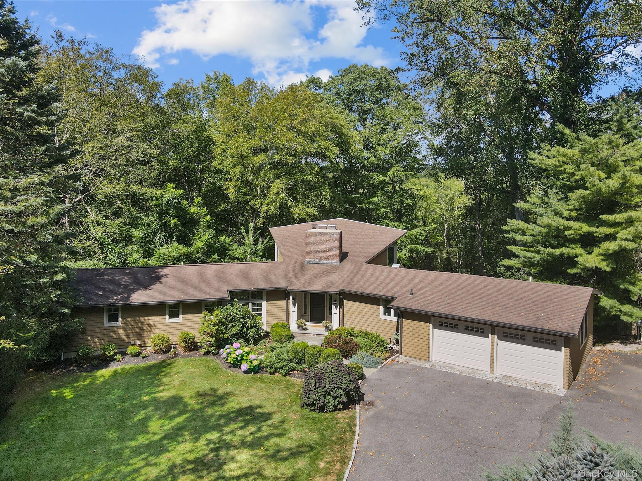 #1 photo, 4 Yale Place, 纽约州 Armonk , NY 10504