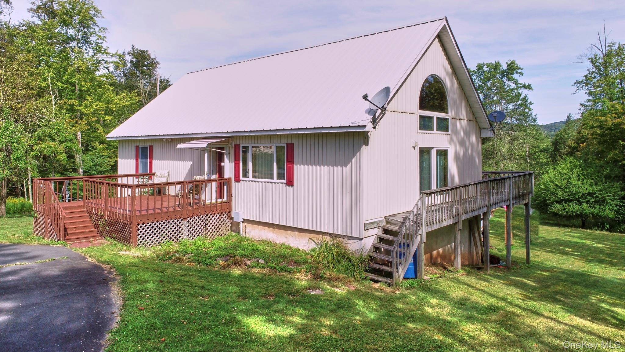 #1 photo, 10 W Simmon, Callicoon , NY 12736