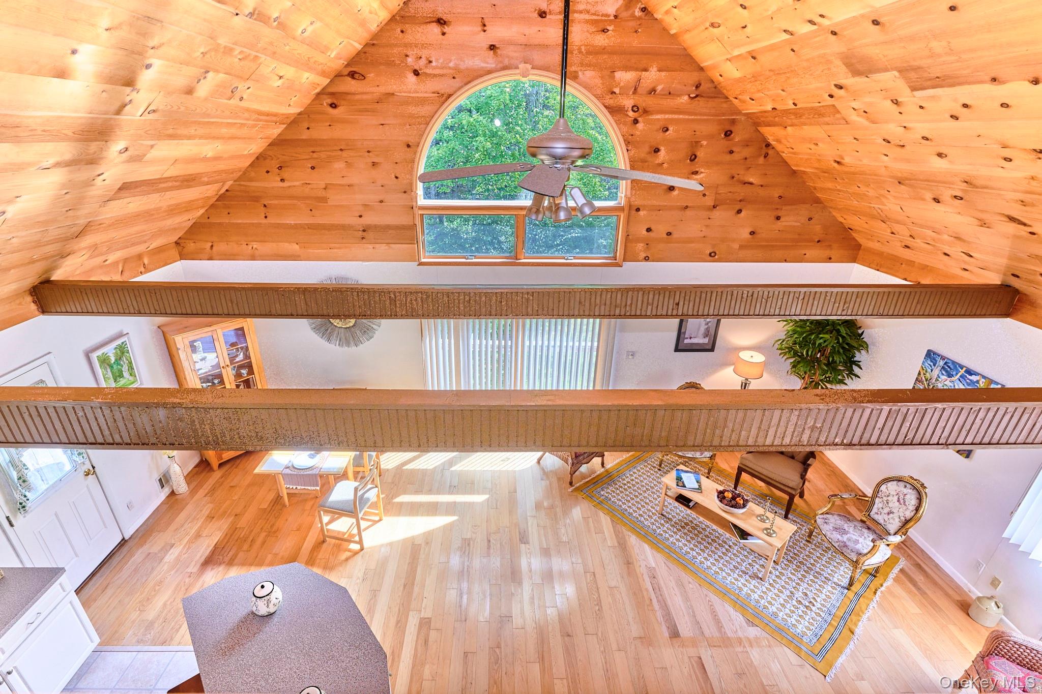 #14 photo, 10 W Simmon, Callicoon , NY 12736