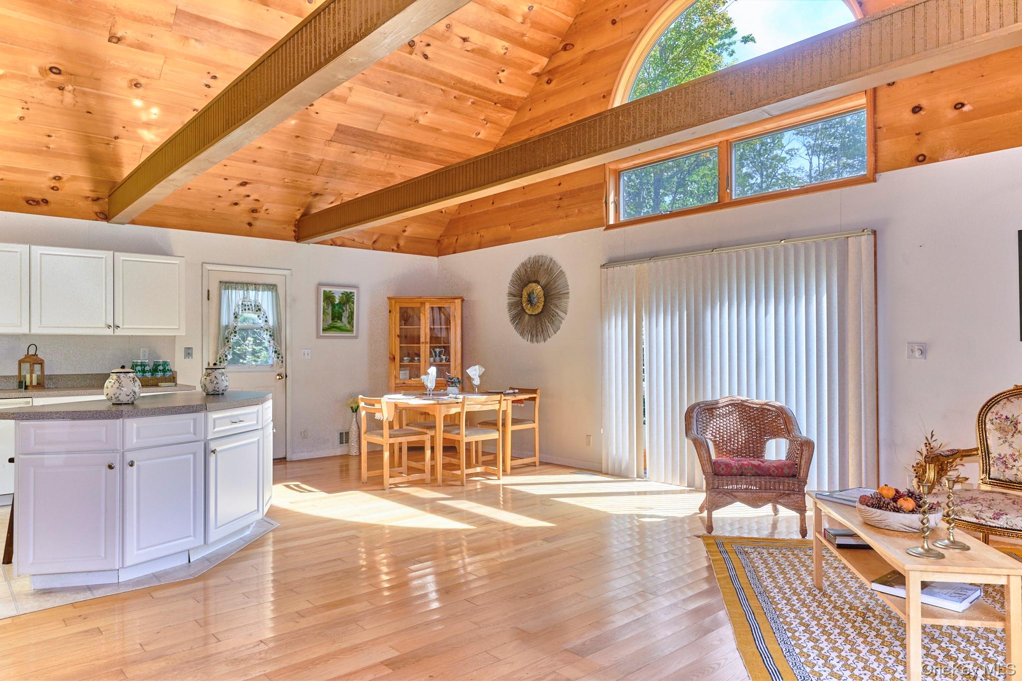 #6 photo, 10 W Simmon, Callicoon , NY 12736