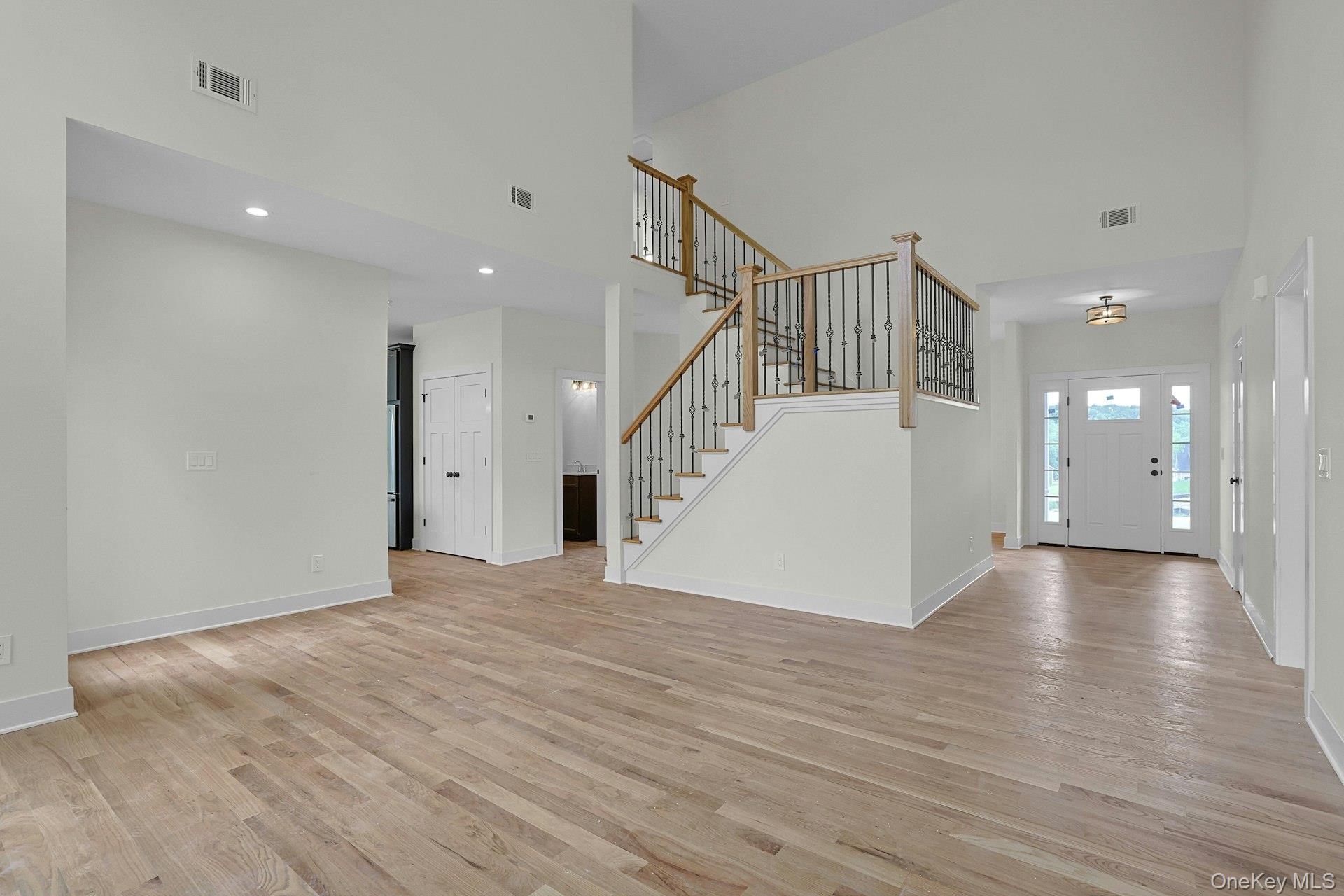 #14 photo, 86 Frank Street, New Windsor , NY 12553