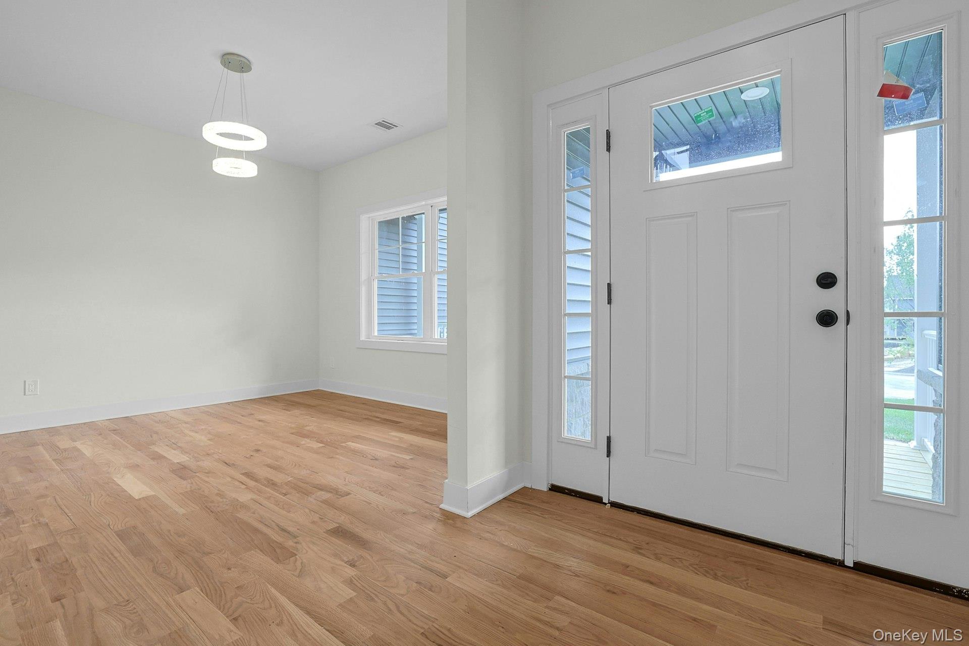 #3 photo, 86 Frank Street, New Windsor , NY 12553