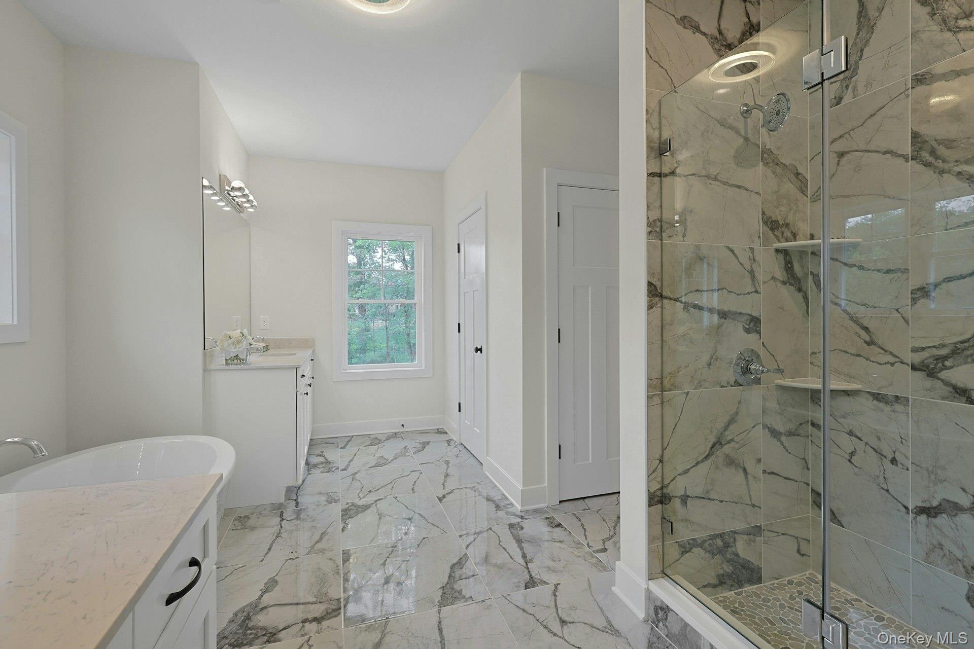 #20 photo, 16 McDonald Court, New Windsor , NY 12553