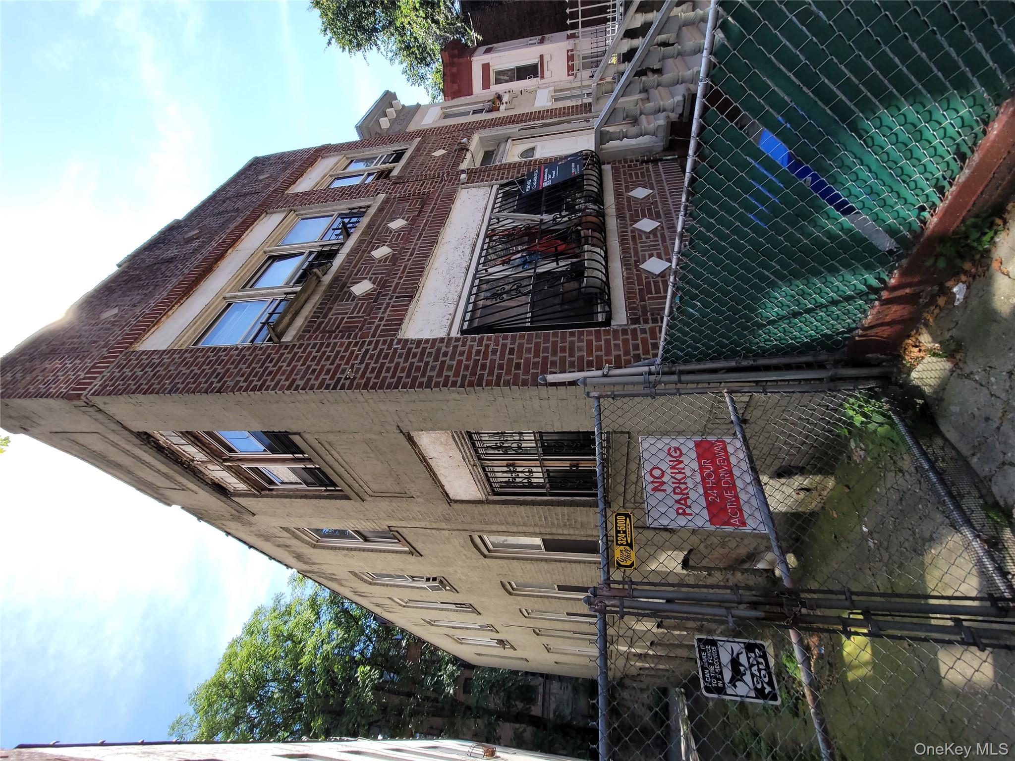 #1 photo, 1748 Eastburn Avenue, ब्रोंक्स Bronx , NY 10457