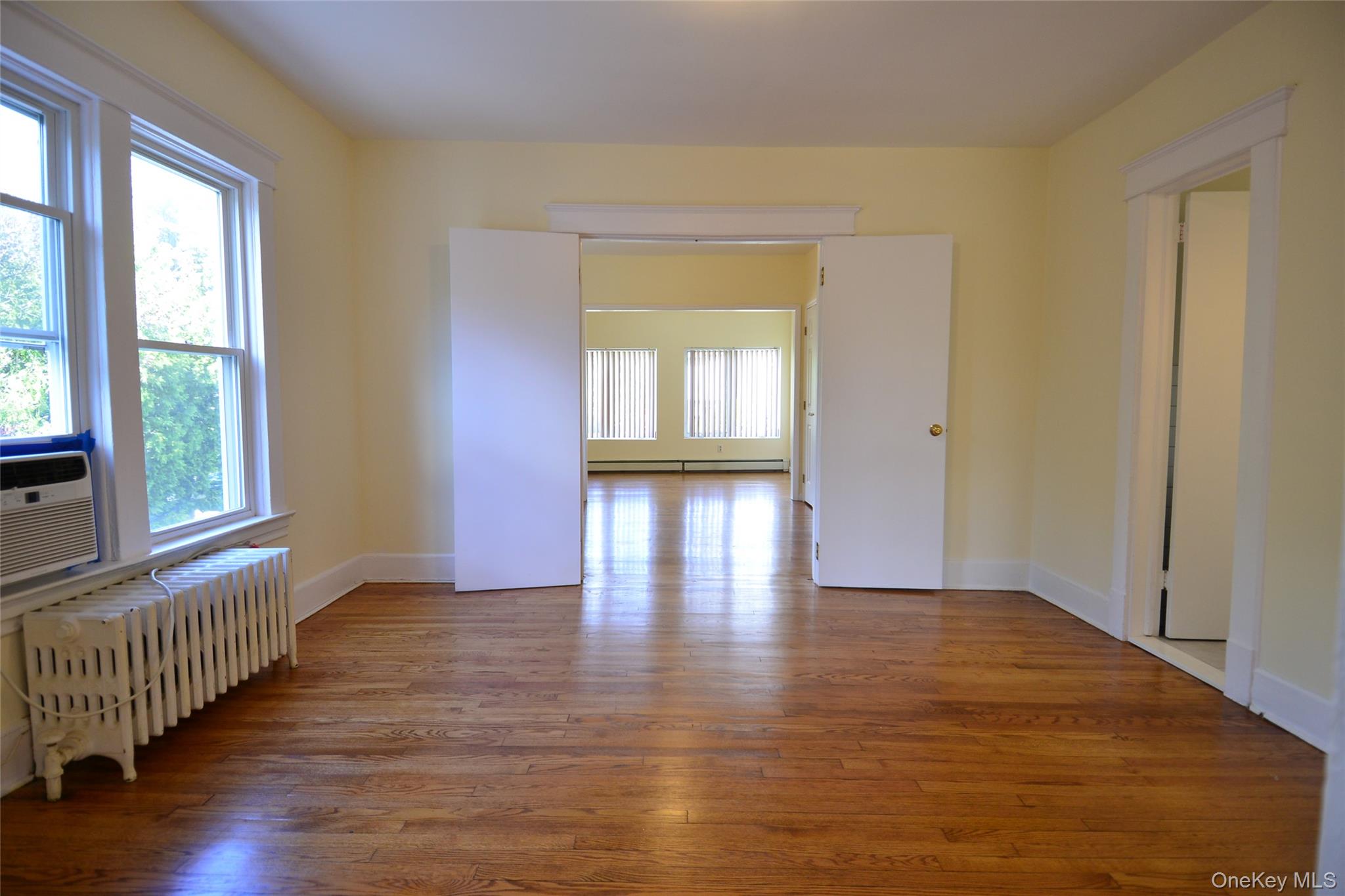 #14 photo, 42 Glen Road, Eastchester , NY 10709