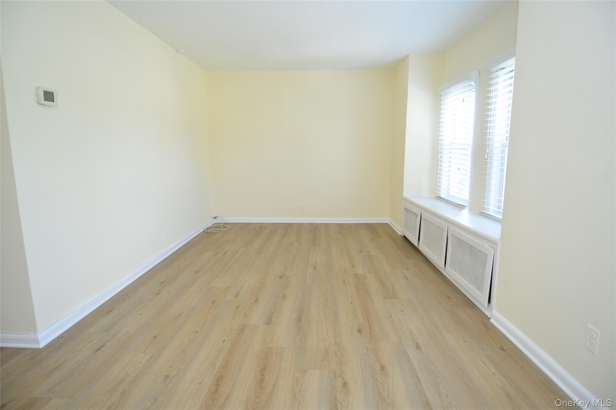 #20 photo, 42 Glen Road, Eastchester , NY 10709