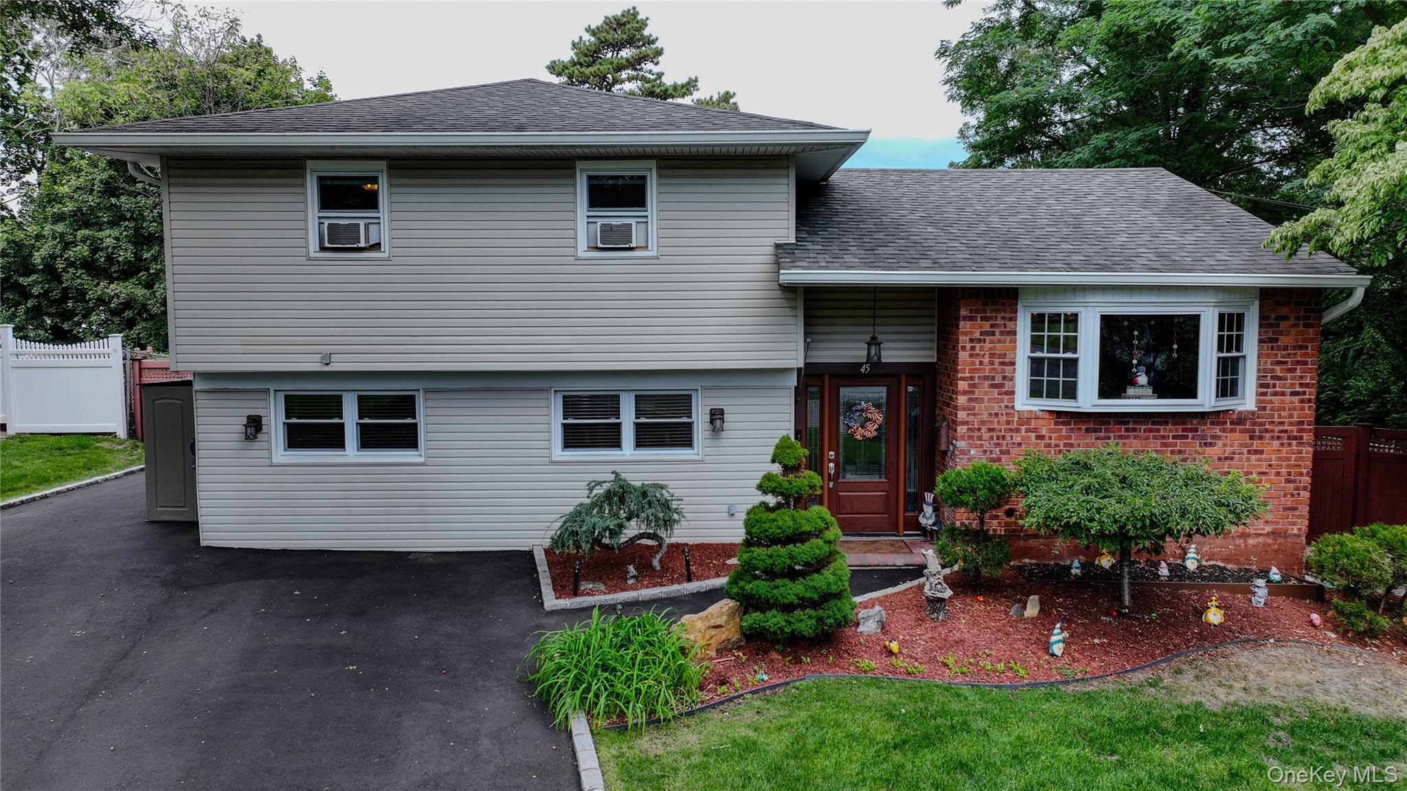 #1 photo, 45 Harvard Lane, サフォーク郡 Commack , NY 11725