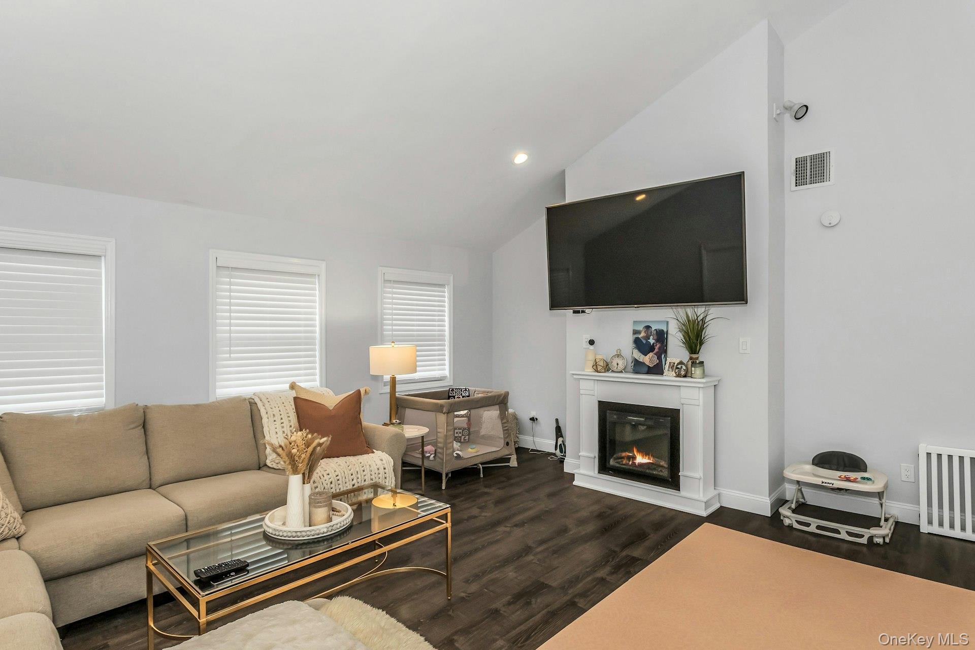 #12 photo, 334 Bread and Cheese Hollow Road, サフォーク郡 Northport , NY 11768