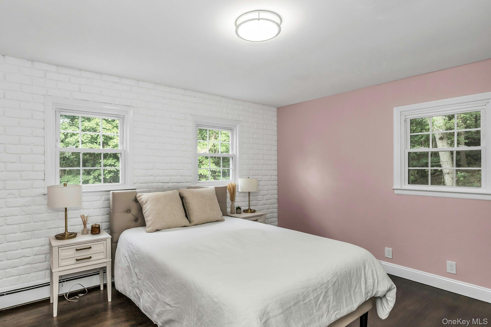 #20 photo, 334 Bread and Cheese Hollow Road, サフォーク郡 Northport , NY 11768