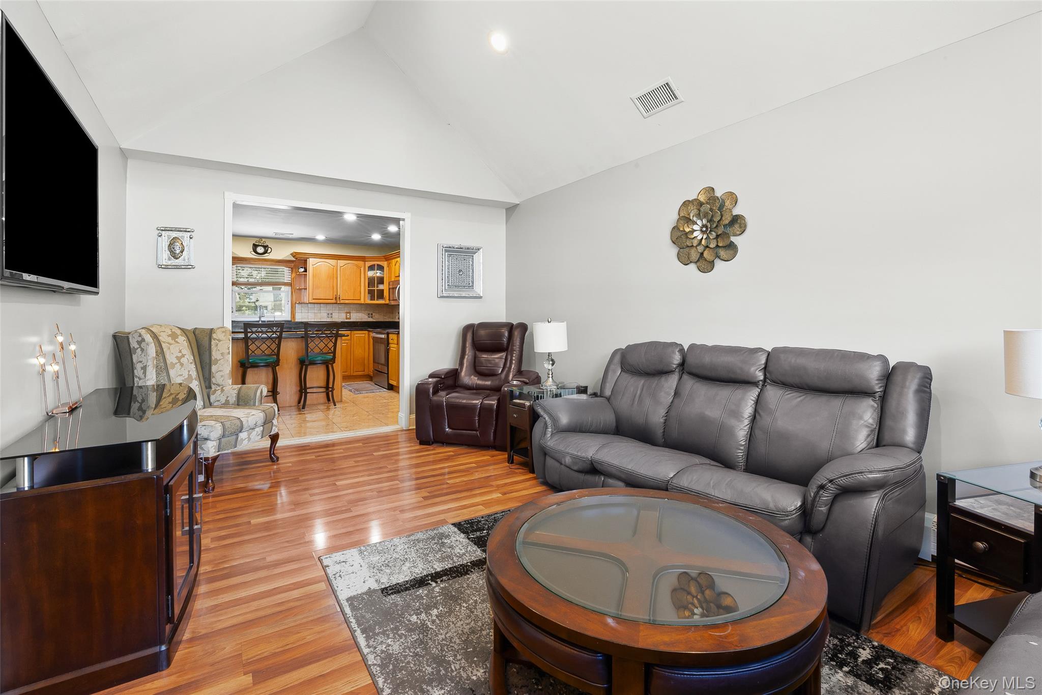 #8 photo, 106 Chanel Drive, サフォーク郡 Shirley , NY 11967