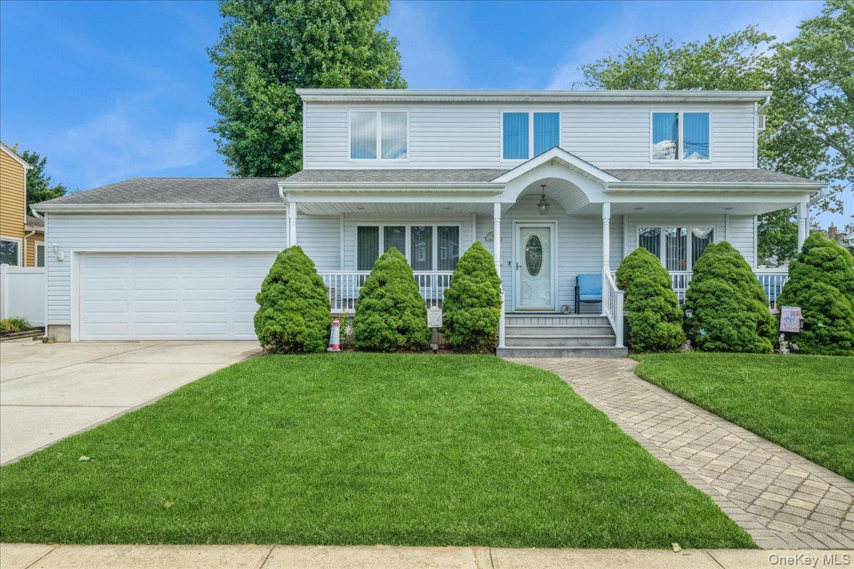 #1 photo, 7 Beechwood Place, नासाउ काउंटी Massapequa Park , NY 11762