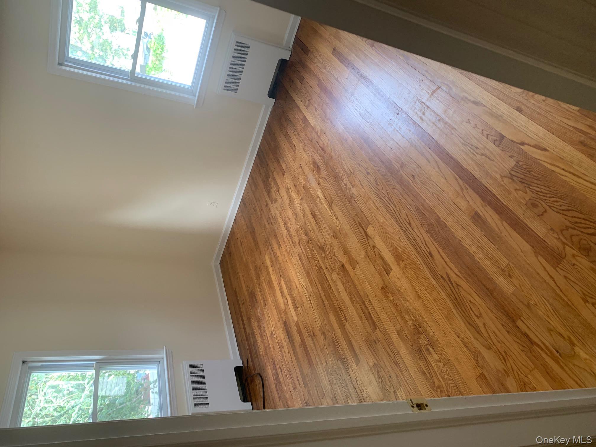 #8 photo, 71 Evergreen Avenue, ナッソー郡 Lynbrook , NY 11563