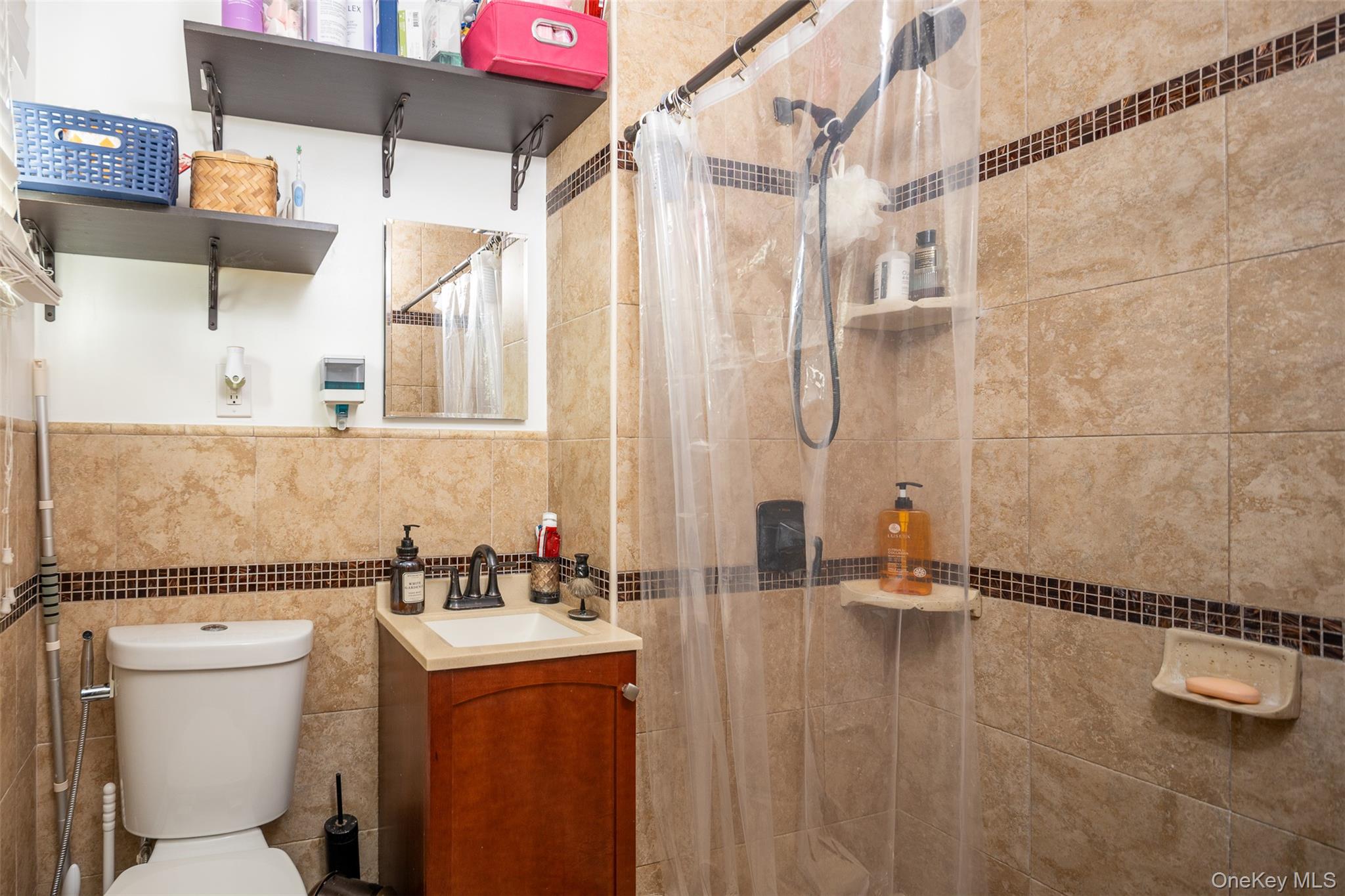 #13 photo, 33 Wilson Street, サフォーク郡 Port Jefferson Station , NY 11776