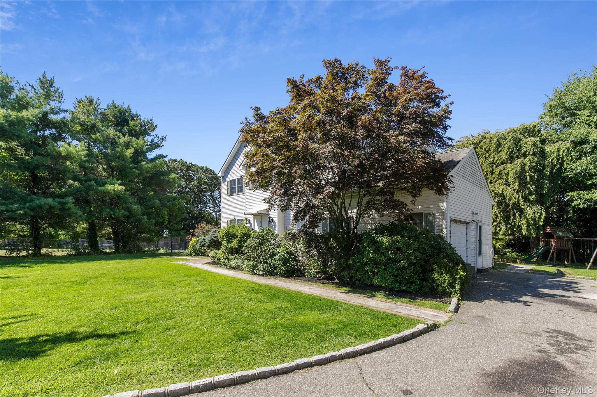 #4 photo, 5 Naomi Court, サフォーク郡 Melville , NY 11747