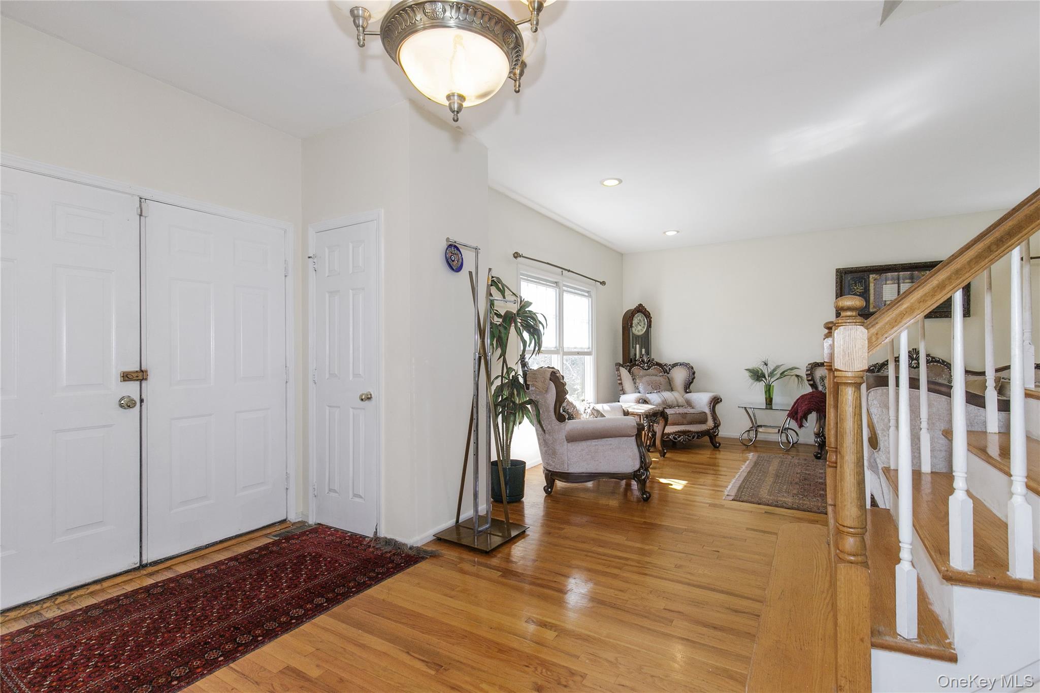 #5 photo, 5 Naomi Court, サフォーク郡 Melville , NY 11747