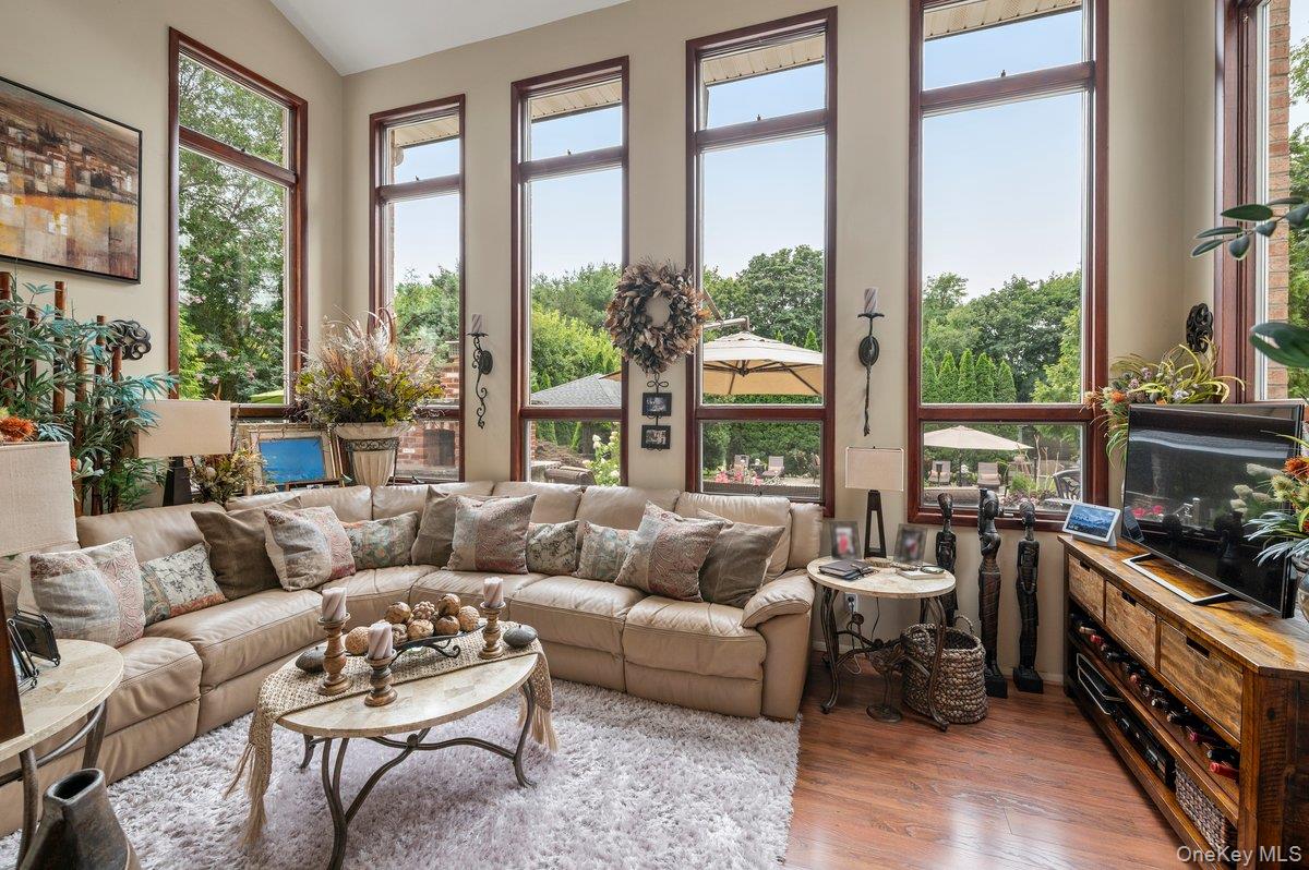 #14 photo, 436 Wolf Hill Road, サフォーク郡 Dix Hills , NY 11746