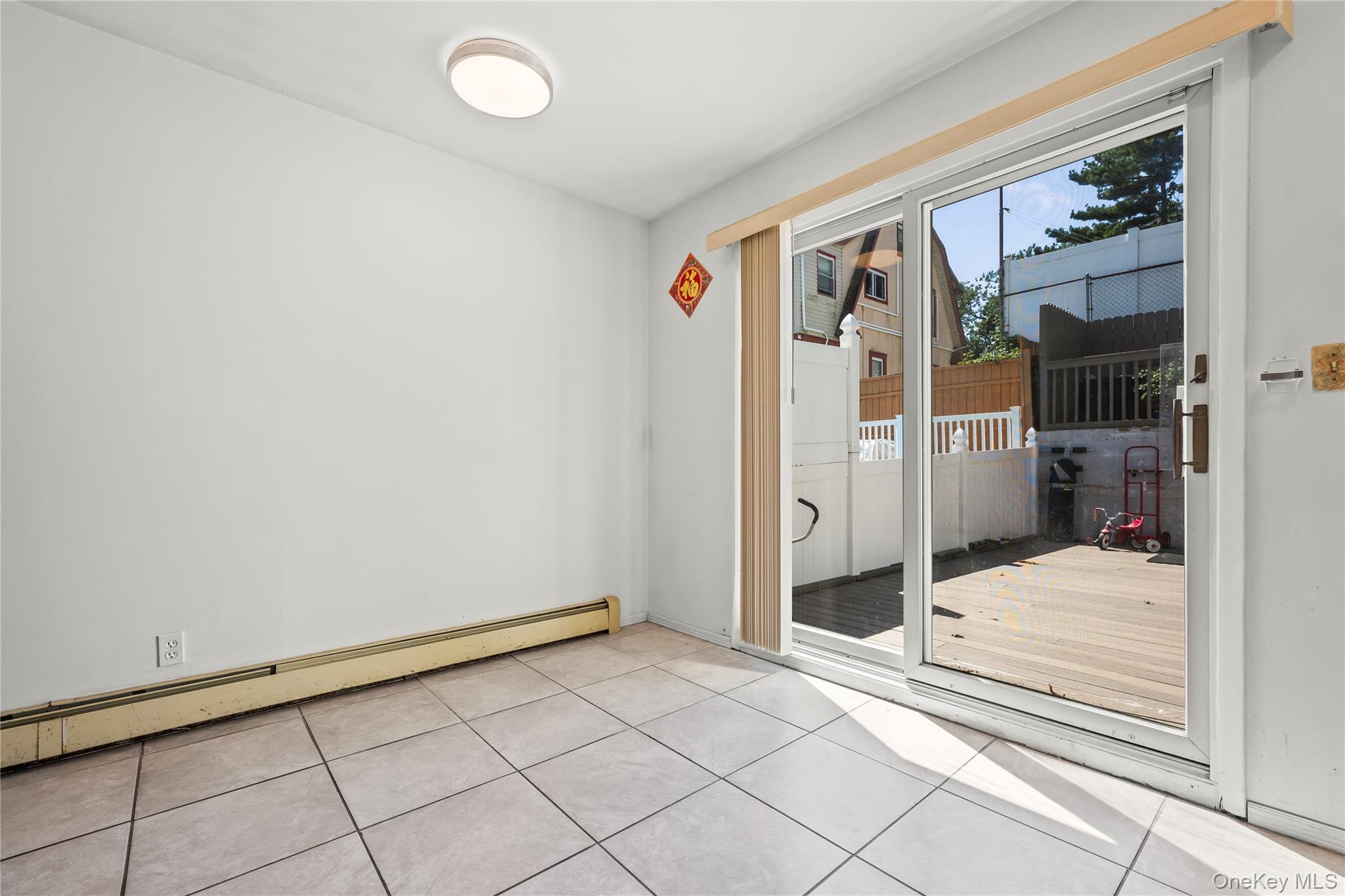 #16 photo, 26 conger, Staten Island , NY 10305