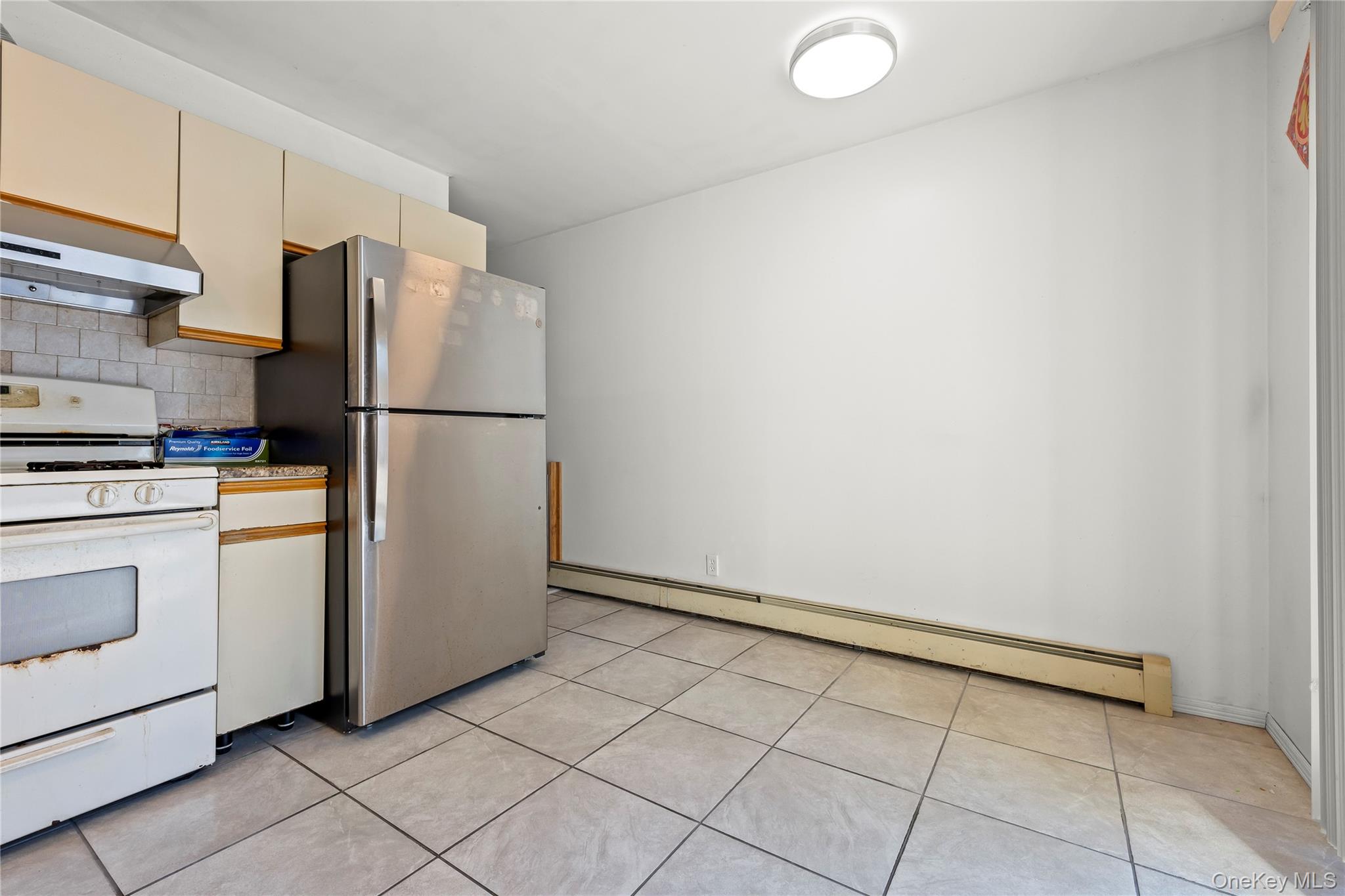 #17 photo, 26 conger, Staten Island , NY 10305