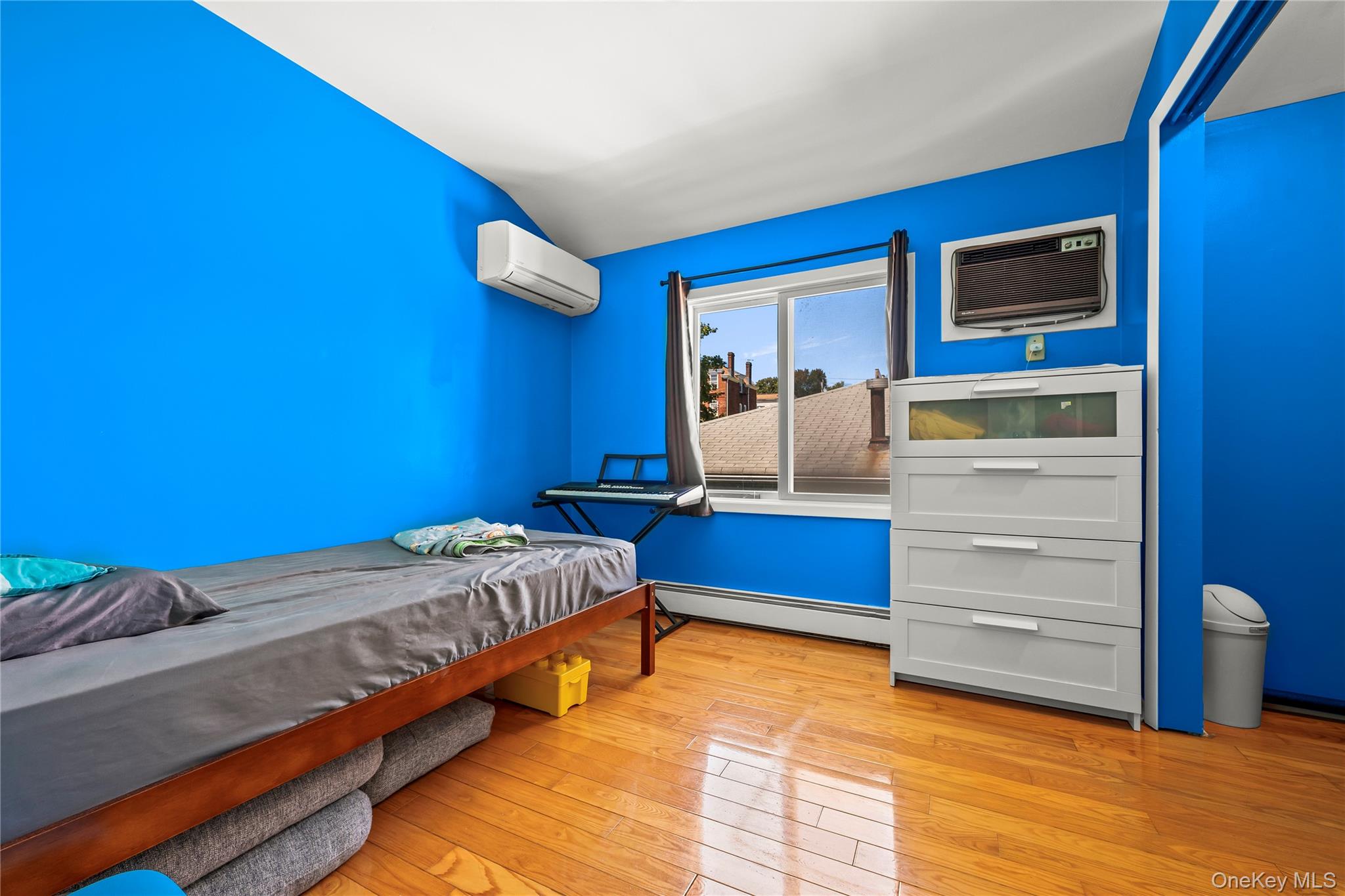 #5 photo, 26 conger, Staten Island , NY 10305