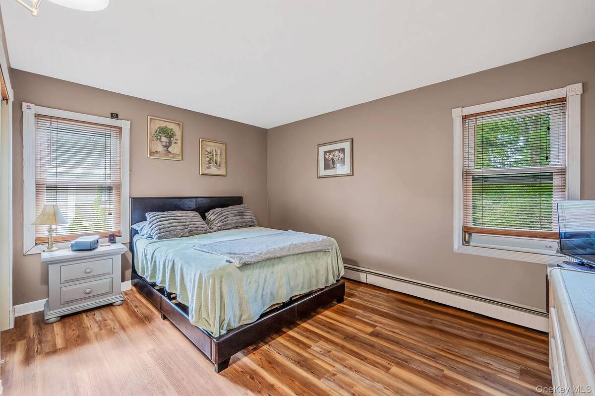 #24 photo, 3 Wainscott Drive, サフォーク郡 Sound Beach , NY 11789