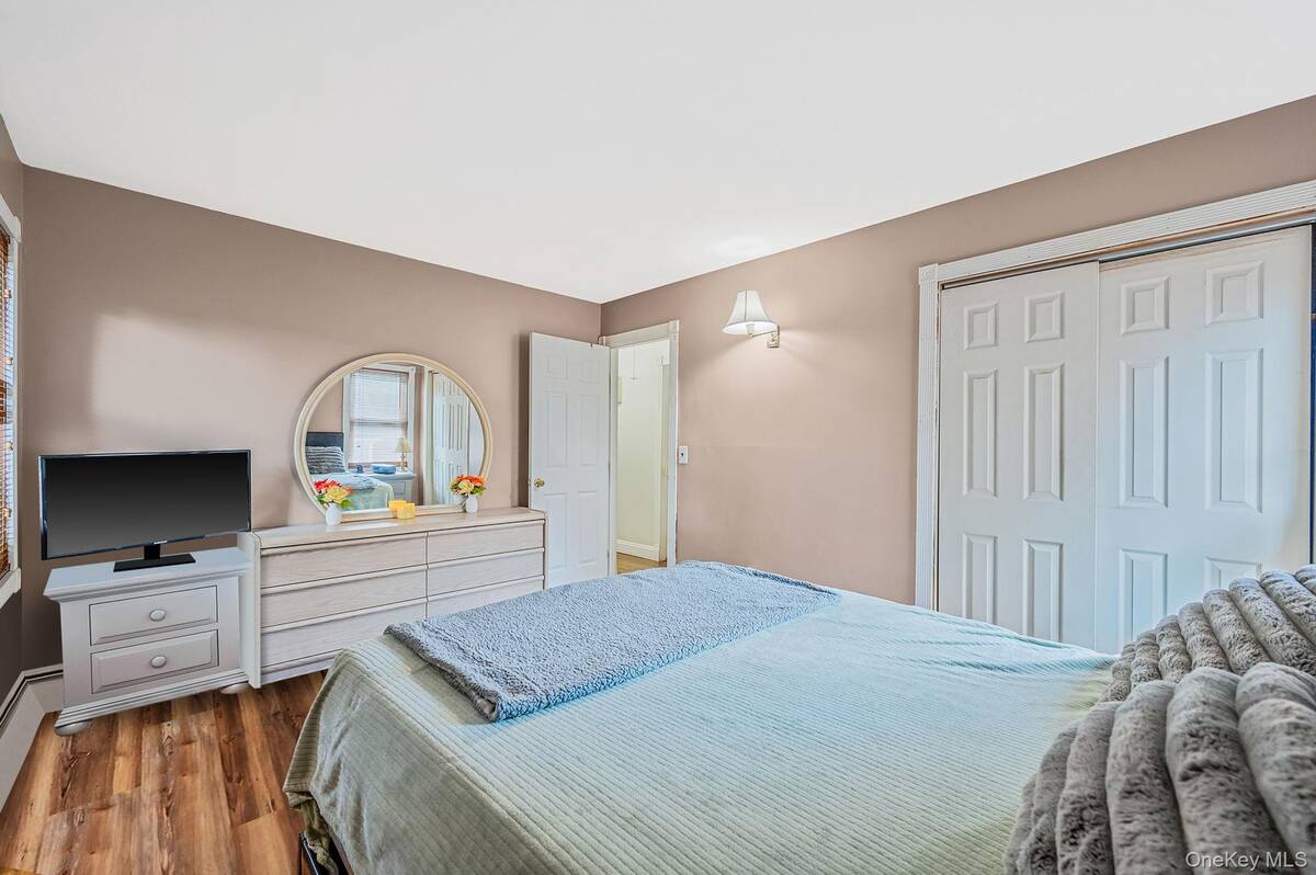 #25 photo, 3 Wainscott Drive, サフォーク郡 Sound Beach , NY 11789