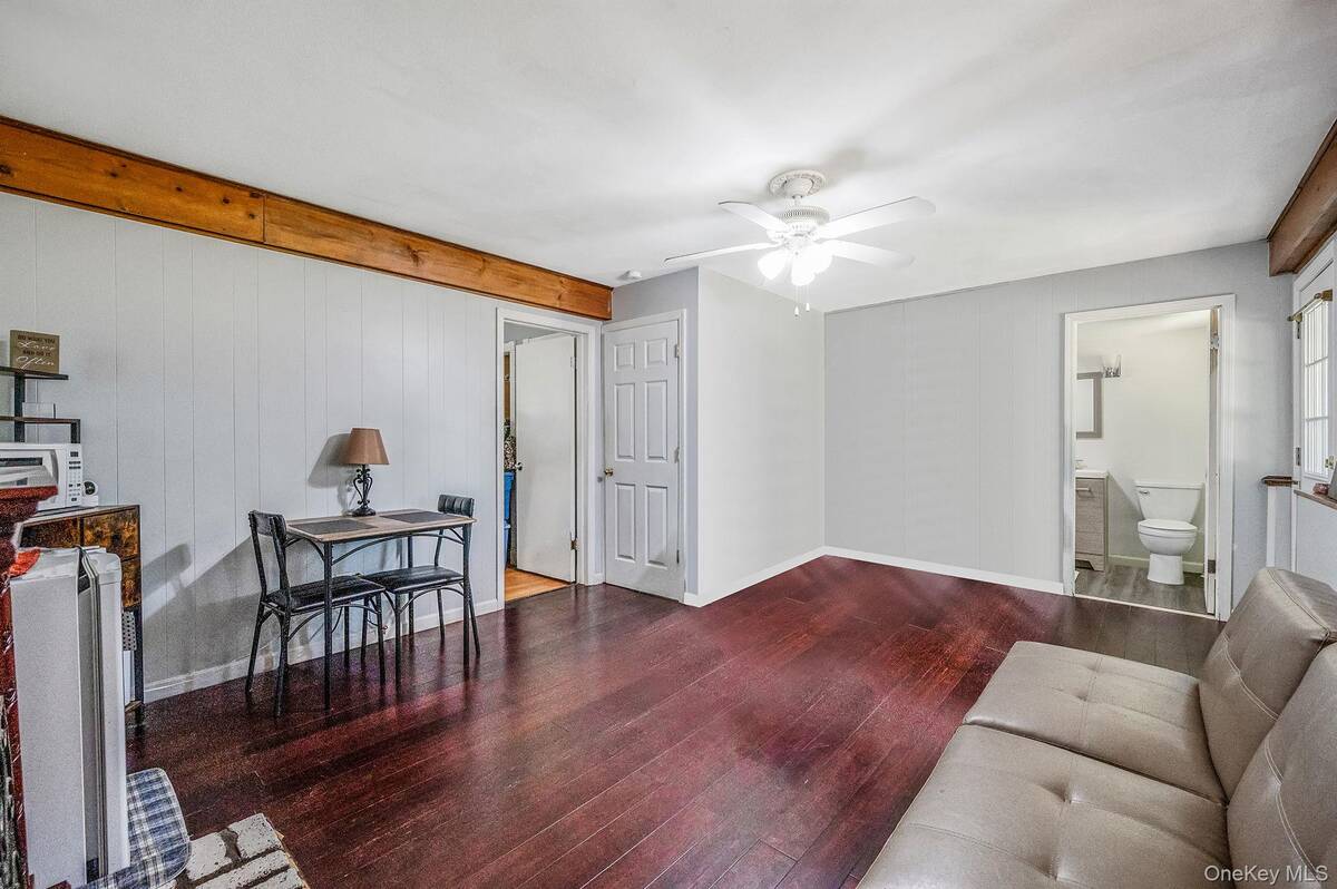 #31 photo, 3 Wainscott Drive, サフォーク郡 Sound Beach , NY 11789