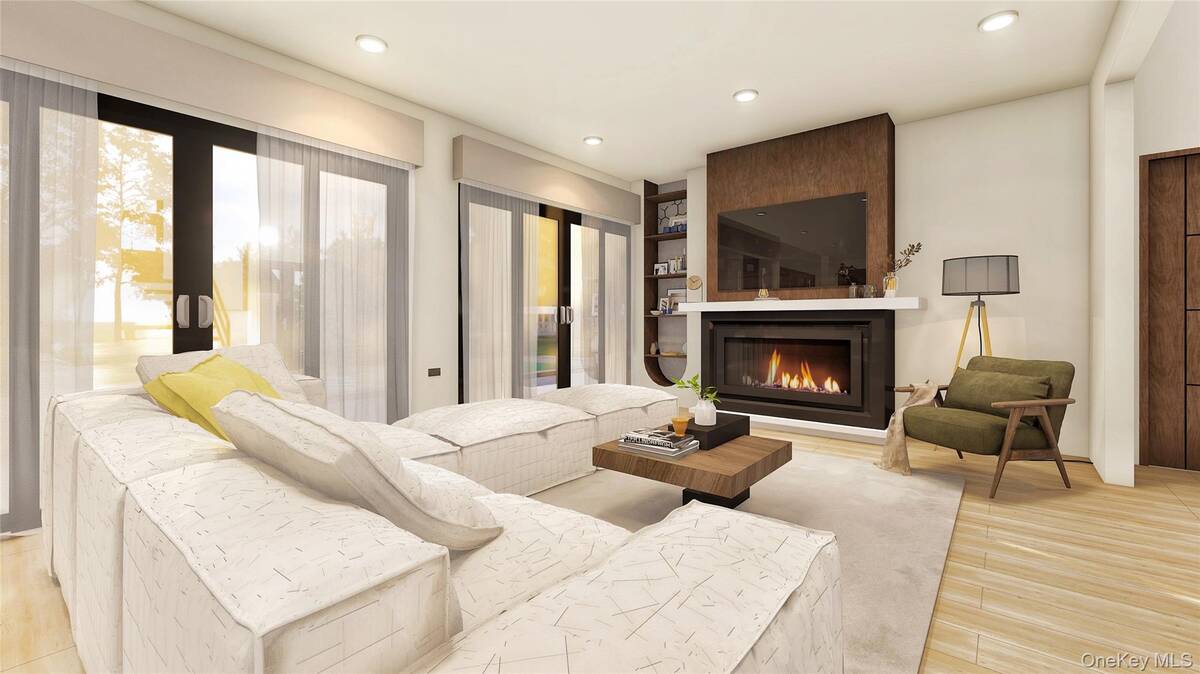 #8 photo, 2 Mulford Avenue, East Hampton , NY 11937