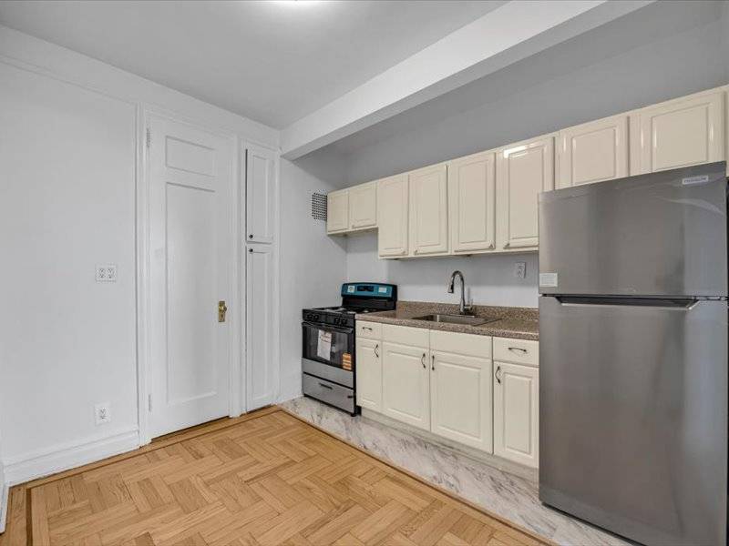 #5 photo, 1120 Brighton Beach Avenue, #5D, Brighton Beach , NY 11235