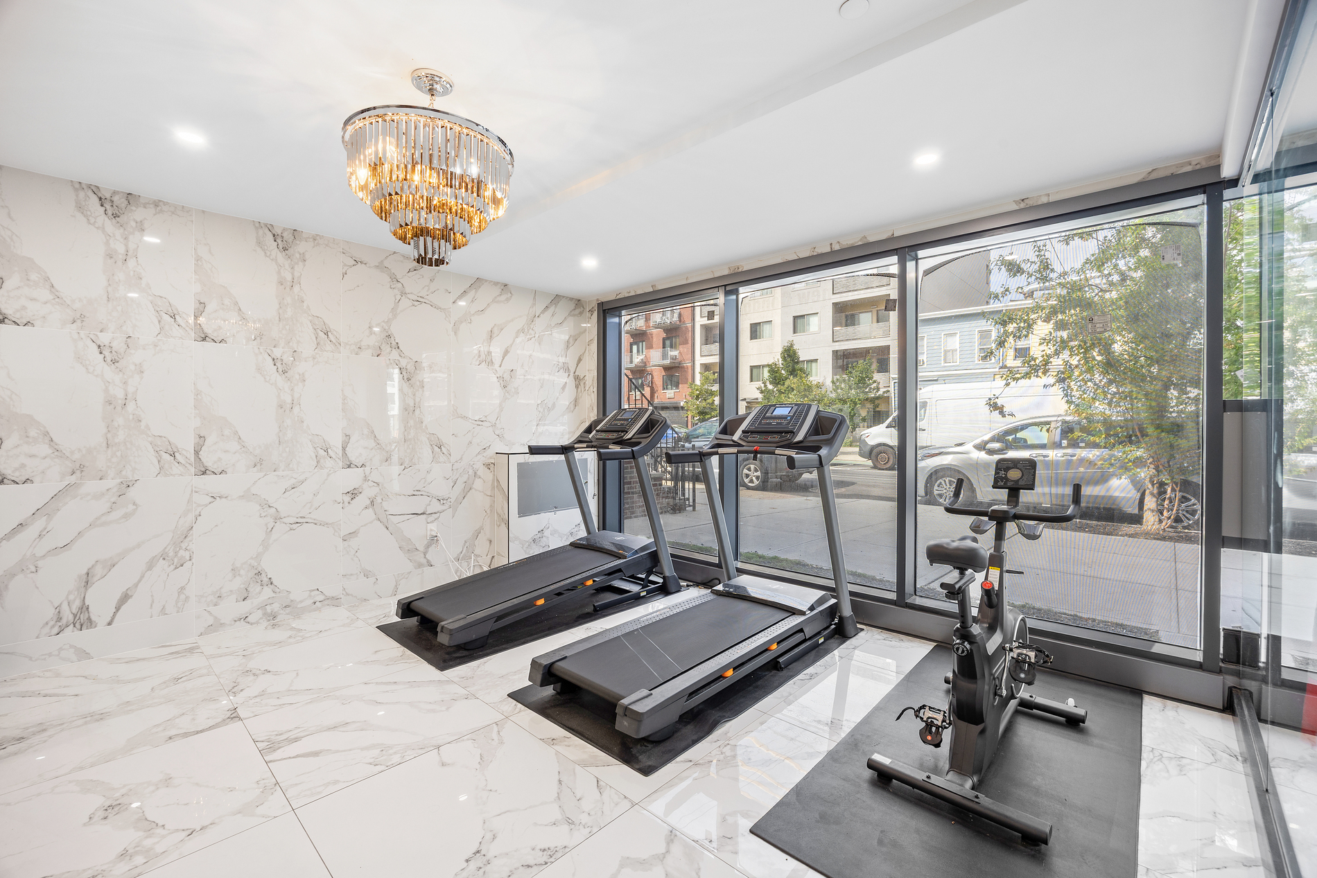 #13 photo, 14-54 31st Avenue, クイーンズ区 Astoria , NY 11106