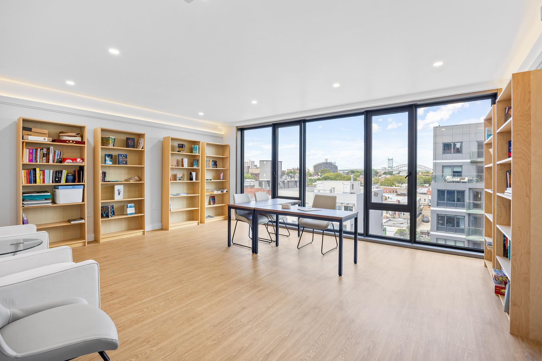 #14 photo, 14-54 31st Avenue, クイーンズ区 Astoria , NY 11106