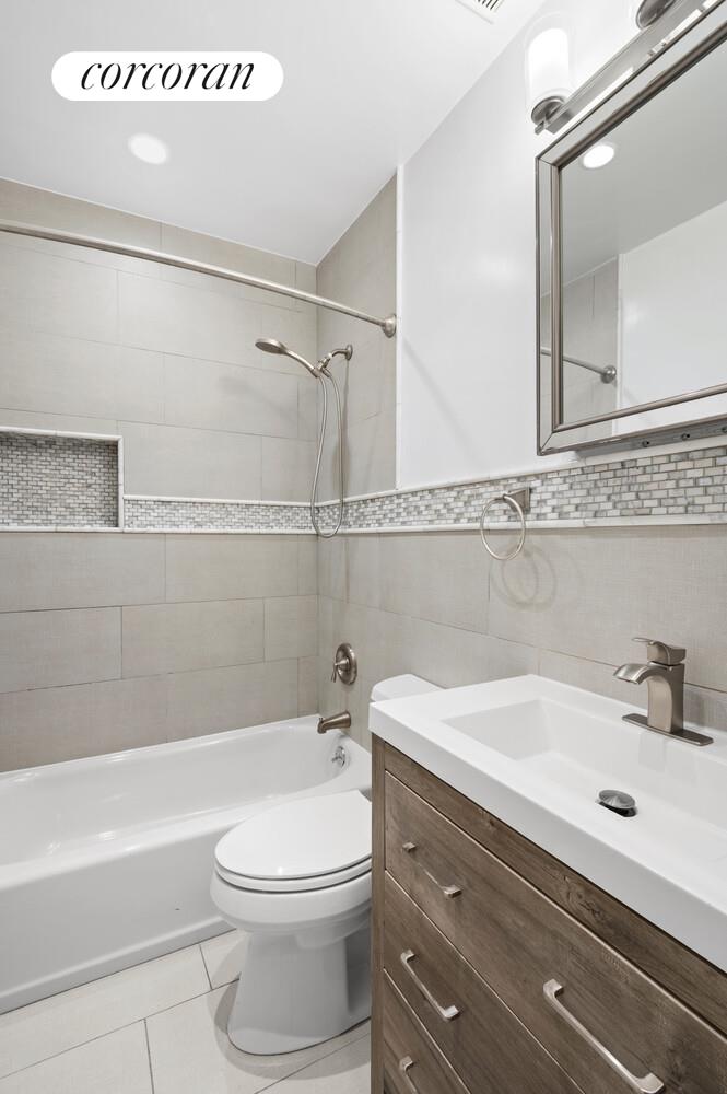 #3 photo, New York City, マンハッタン East Village , NY 10009