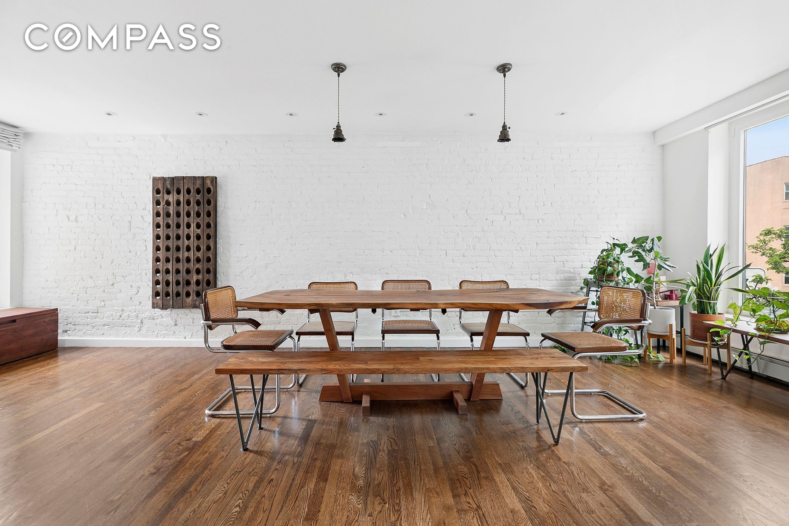 #4 photo, 211 E 3rd Street, マンハッタン East Village , NY 10009