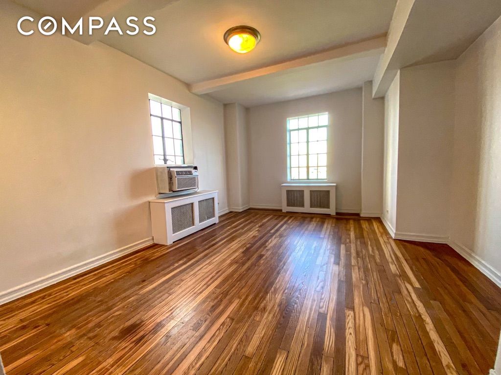 #1 photo, 5 Tudor City Place, मैनहटन Murray Hill , NY 10017