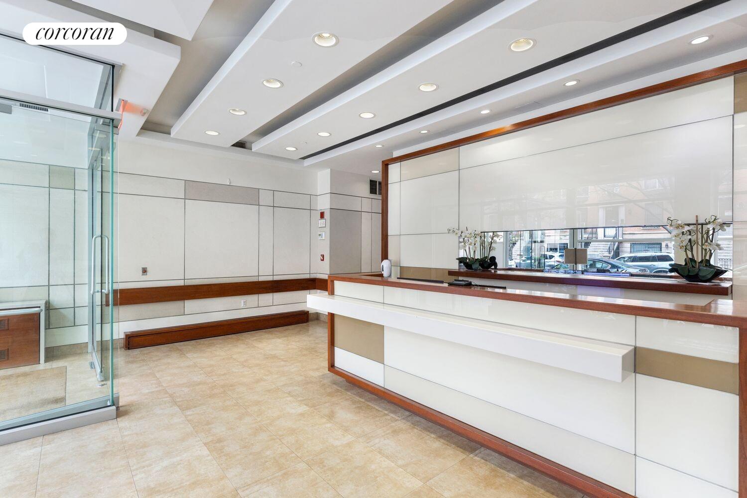 #6 photo, 310 W 120TH Street, マンハッタン South Harlem , NY 10026