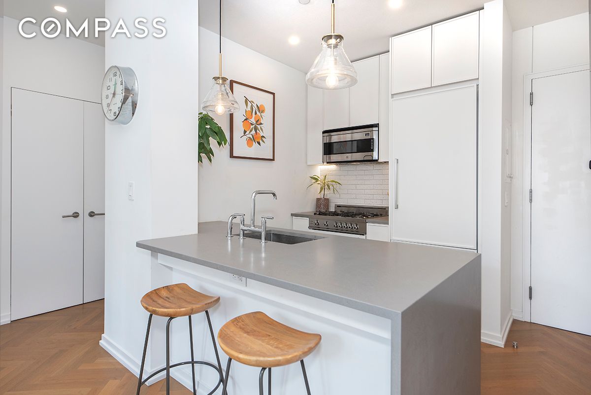 #4 photo, 184 Kent Avenue, ブルックリン区 Williamsburg , NY 11249