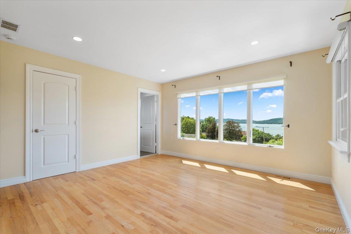 #19 photo, 12 Country Club Lane, Briarcliff Manor , NY 10510