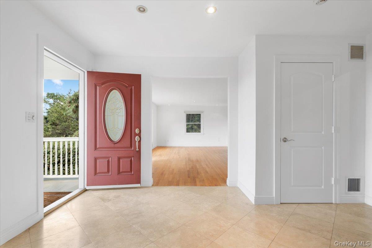 #4 photo, 12 Country Club Lane, Briarcliff Manor , NY 10510