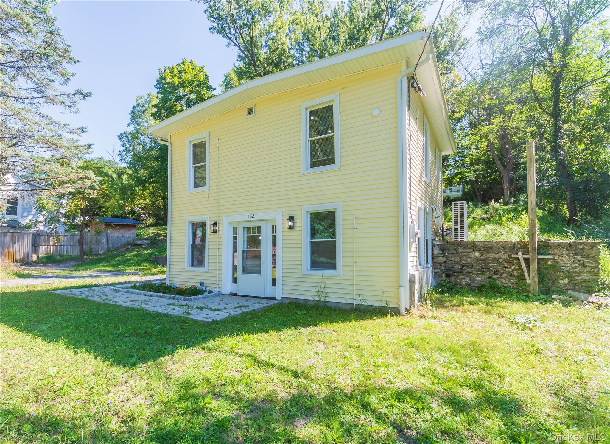 #2 photo, 102 Dowling Street, Newburgh , NY 12550