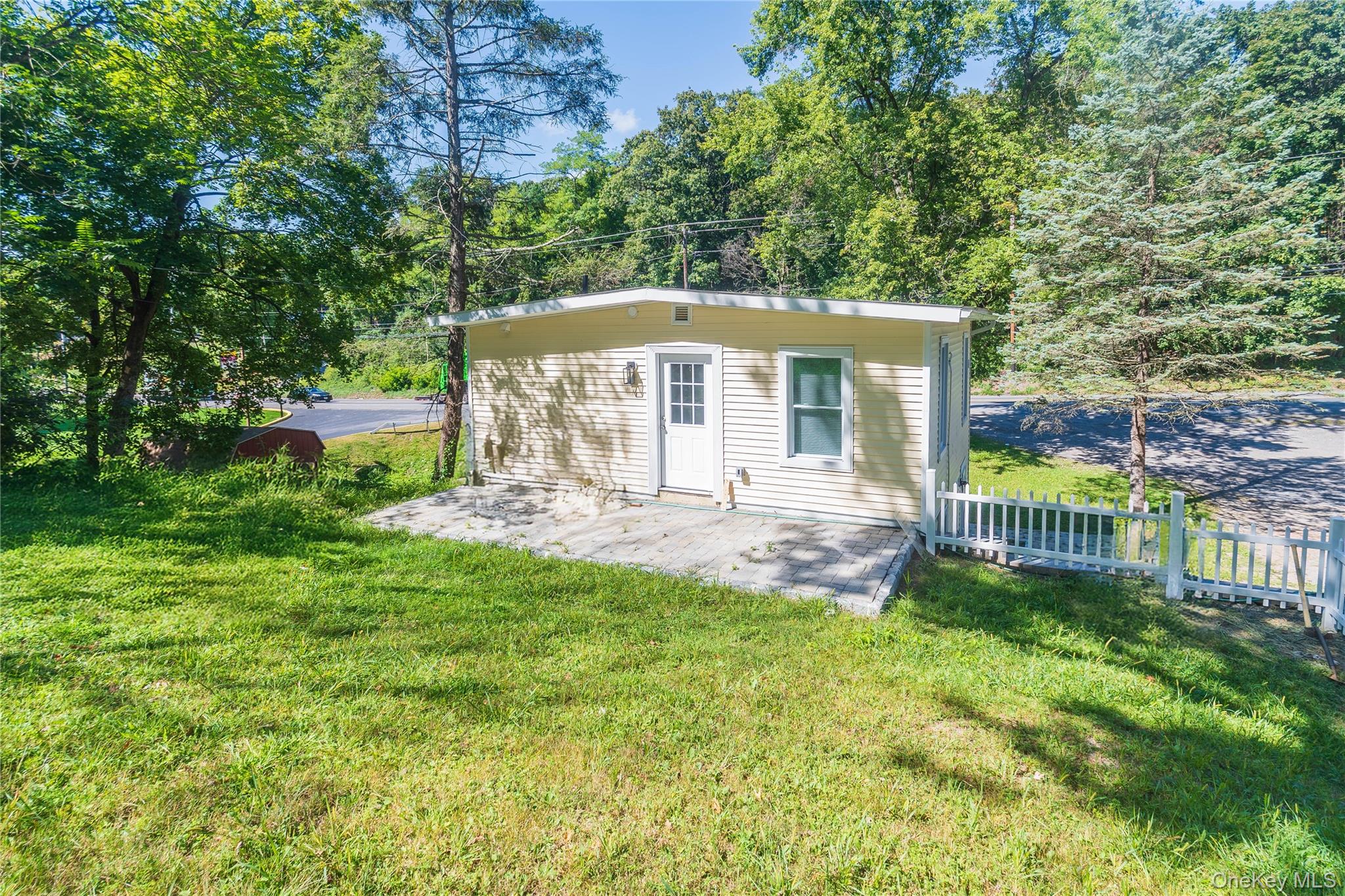 #7 photo, 102 Dowling Street, Newburgh , NY 12550