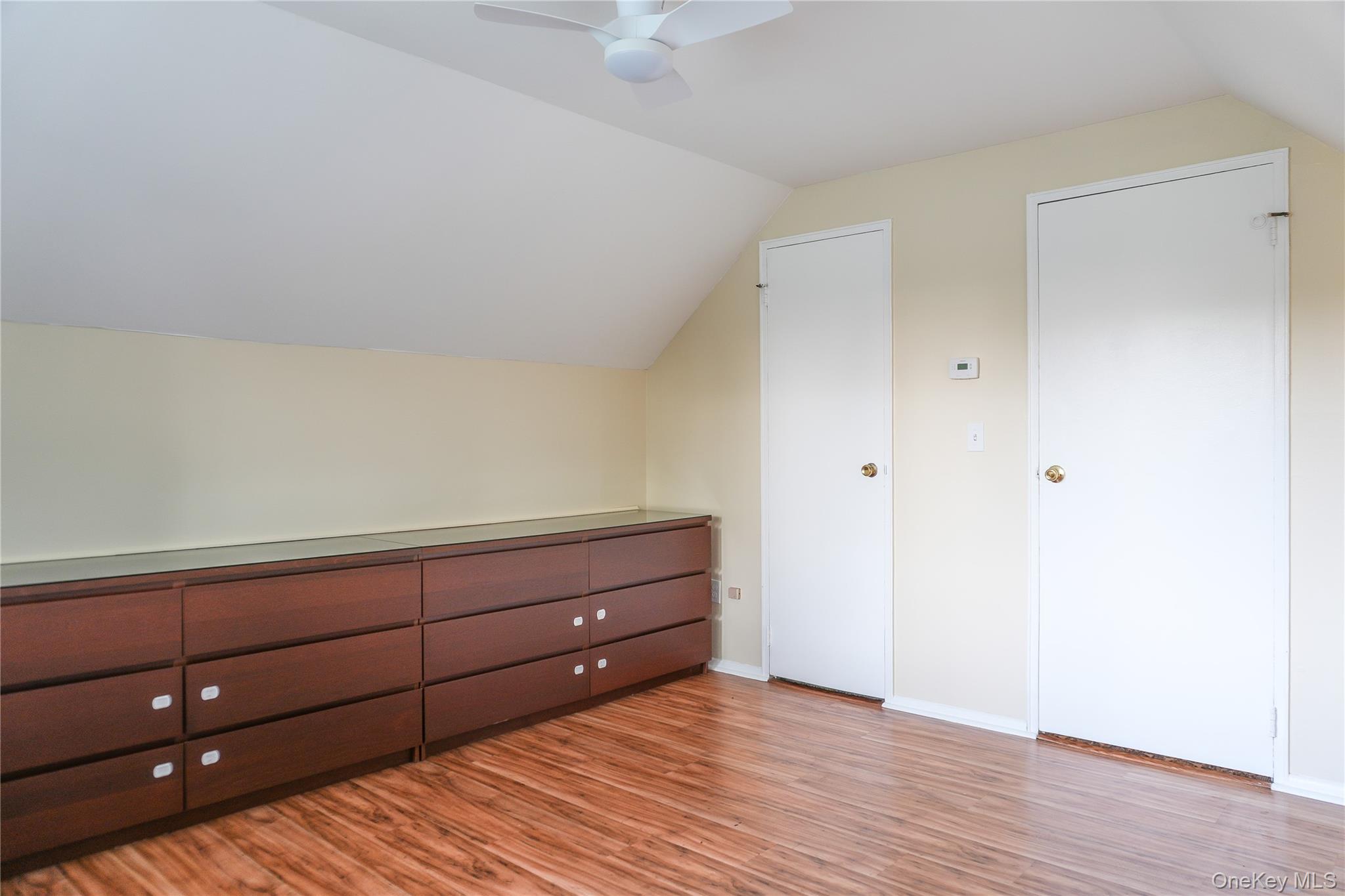 #17 photo, 8 Willow Drive, Red Hook , NY 12571