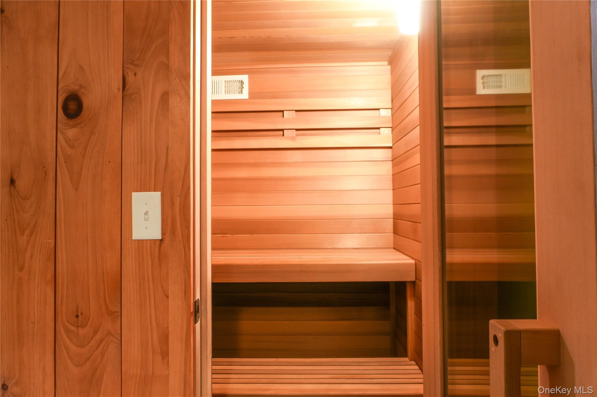 #6 photo, 8 Willow Drive, Red Hook , NY 12571