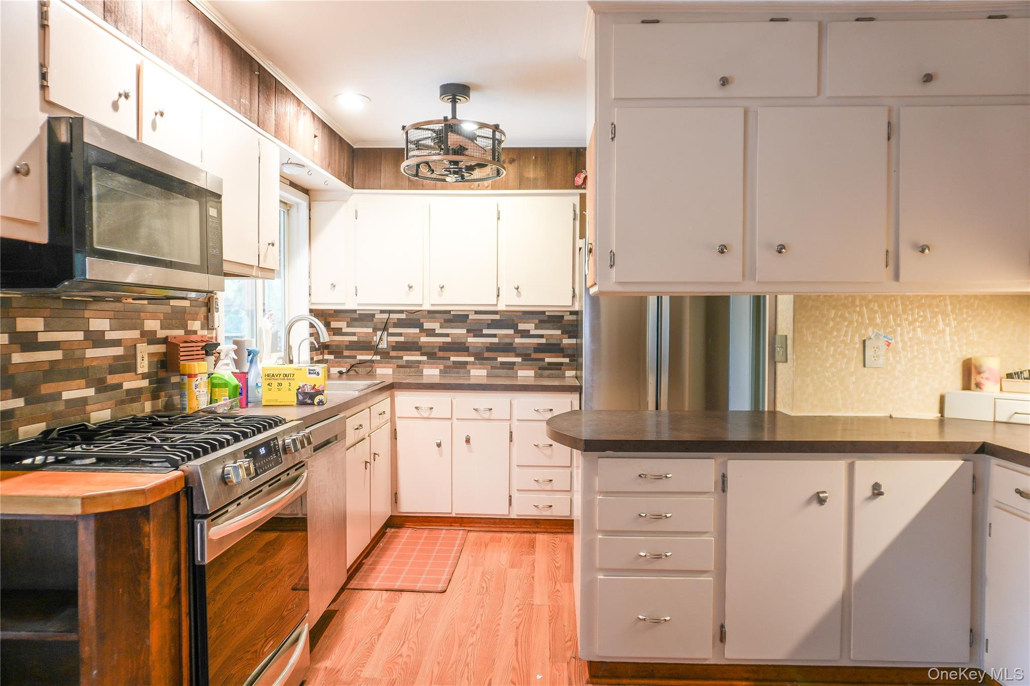 #9 photo, 8 Willow Drive, Red Hook , NY 12571